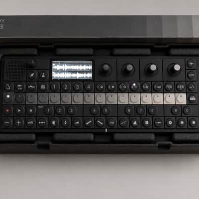 Teenage Engineering OP-XY Portable Synthesizer & Sequencer 2024 - Present - Black image 9
