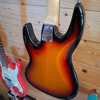 ESP LTD J–204 Bass - Sunburst image 6