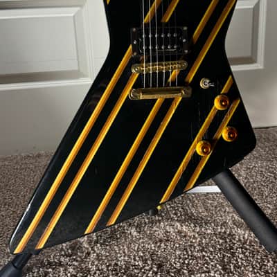 Gibson 1984 Designer Series Explorer- Ebony with Design image 2