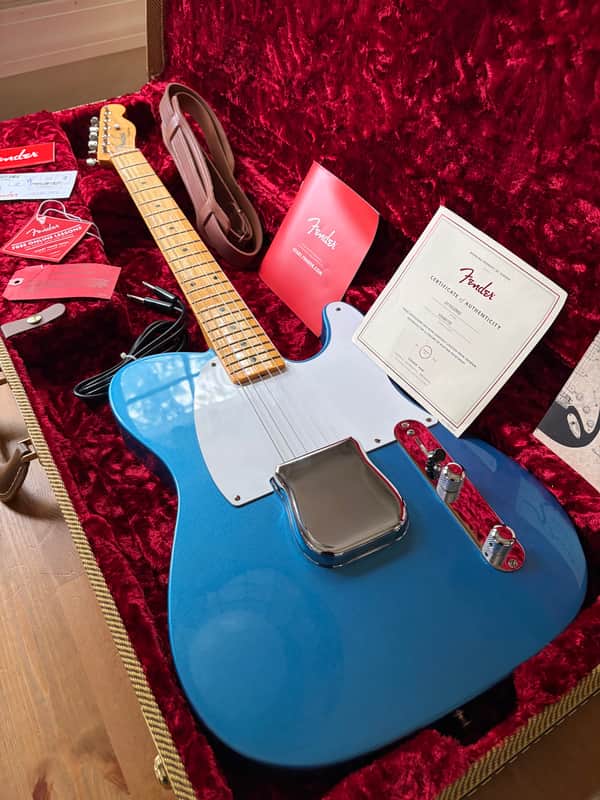 Fender 70th Anniversary Esquire 2020 - Lake Placid Blue - Minty!