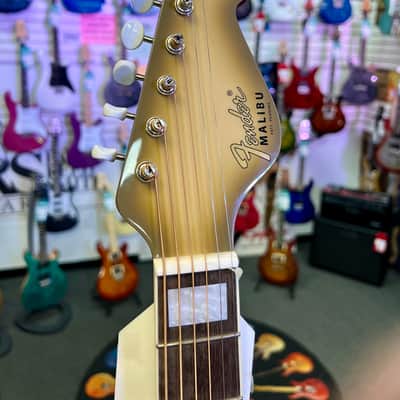 Fender Limited Edition California Vintage Malibu with Case, Antigua Pickguard, Antigua image 12