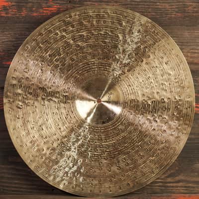 Paiste 22" Signature Traditionals Light Ride Cymbal - 2554g image 6