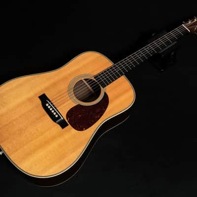 Martin Vintage Series HD-28V (Custom HD-28) 1995 - 2018 - Natural image 2