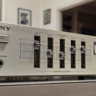 VINTAGE SONY INTEGRATED MUSIC STEREO AMPLIFIER/MADE IN JAPAN/PHONO/CD/AUX image 2