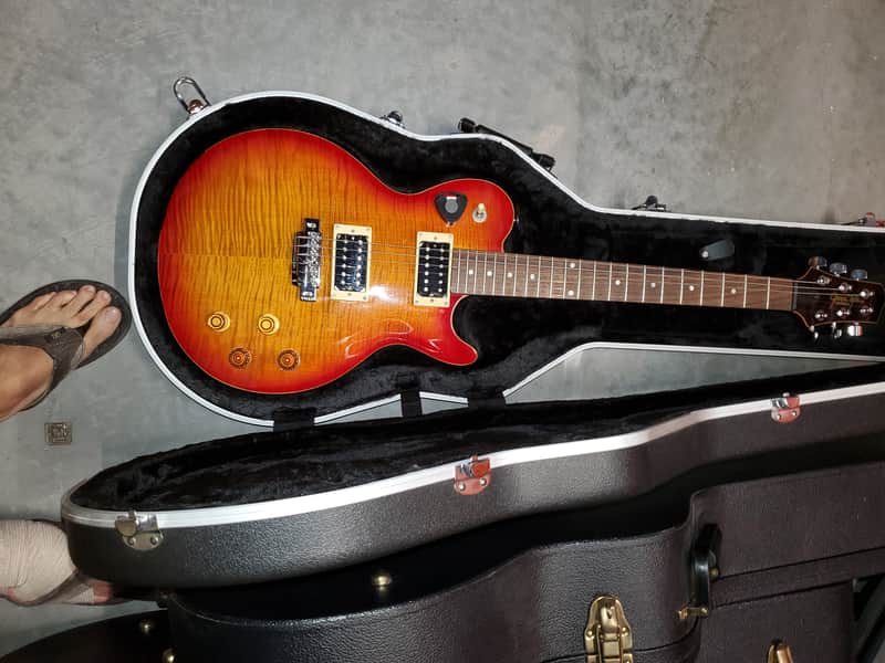 Line 6 Variax JTV-59 | Reverb