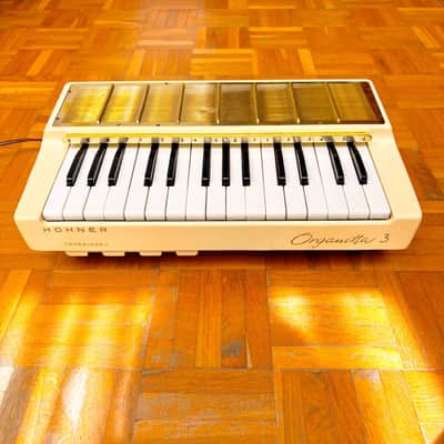 Hohner Organetta 3 - Portable Armonio and Organ from 1950s fully working! Ivory and Gold edition! Made in Germany! image 17