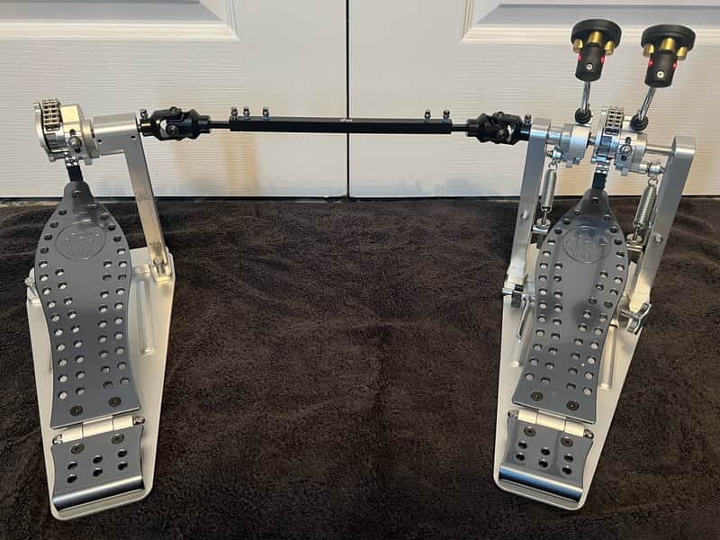 DW DWCPMCD2 MCD Machined Chain Drive Double Bass Drum Pedal – Polished image 1