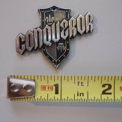 "Conqueror" Guitar Headstock Badge/Emblem/Logo Vintage 1960's Silver/Black N.O.S. image 4