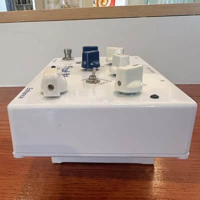 Homebrew Electronics HBE Frost Bite Flanger – Handwired #14/18 by Joel Weaver – Mint w/ Box & PSU – RARE BBD Analog image 9
