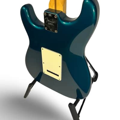 Fender American Series Stratocaster with Rosewood Fretboard 2001 - Aqua Marine Metallic image 16