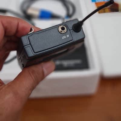 Sennheiser  Sennheiser SK 100 G3 + EK 100 G3 | 734–776 MHz | Camera Wireless Set | Box & Accessories image 19