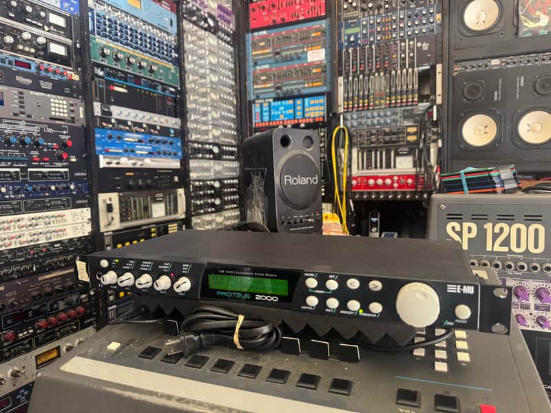 E-MU Systems Proteus 2000 Rackmount 128-Voice Sampler Module