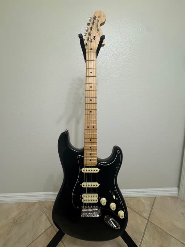 Fender American Performer Stratocaster HSS with Maple Fretboard 2018 - Present - Black