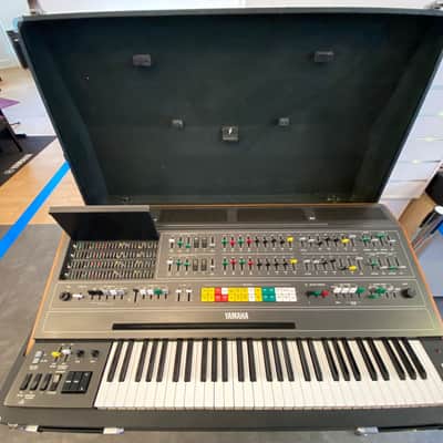 Yamaha CS-80 Polyphonic Synthesizer 1977 - 1980 image 2