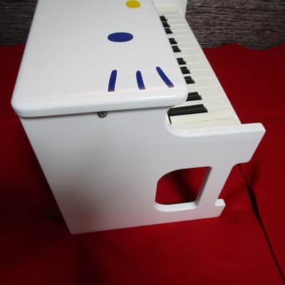Korg Tinypiano Rare Kitty ver. 25 keys digital toy piano TESTED w/Box AC #5 image 13