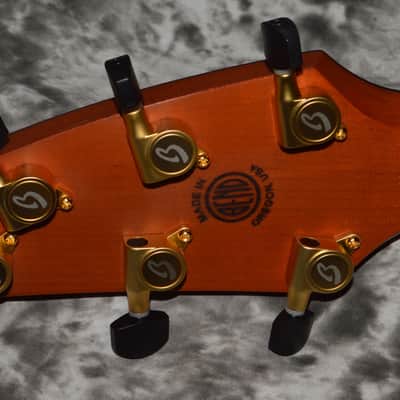 2022 Breedlove - Oregon Concert Bourbon CE Myrtlewood - Bourbon Burst image 7
