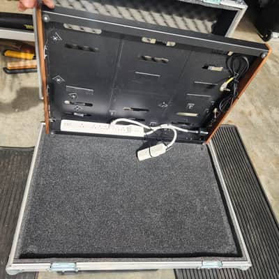 Creation Music Company Custom 28x20 Elevation Pedalboard  Walnut/Black image 3
