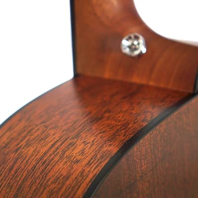 Martin Special 000-10E Electro Acoustic Guitar; Solid Spruce Top image 7