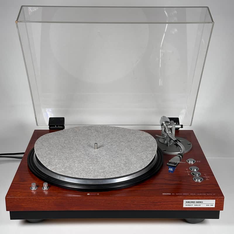 Micro Seiki DD-35 Direct Drive Turntable w/ Blue Point Cartridge