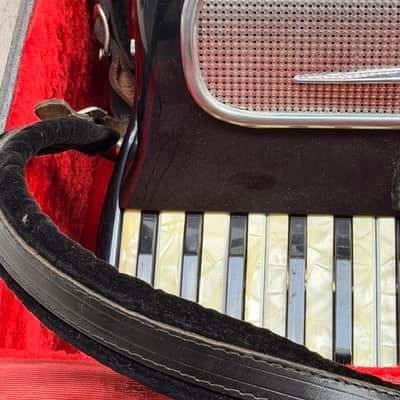 Vintage Iorio Italian Piano Accordion with Mother of Pearl Keys image 3