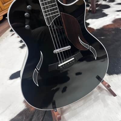 TAYLOR T5-S1 electric guitars