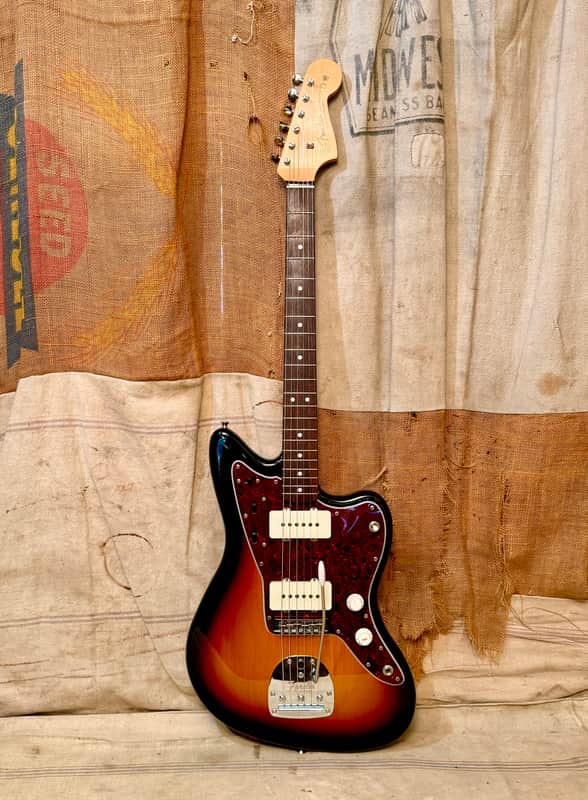 Fender MIJ Traditional II '60s Jazzmaster | Reverb