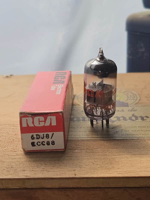 RCA 6DJ8 / ECC88 Vacuum Tube NOS NIB Made in UK Vintage Hi-Fi Audio Tube image 1