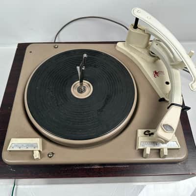 Vintage Garrard 210 Turntable / Record Player image 4