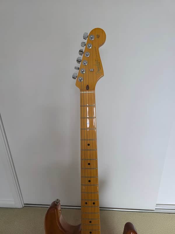 Fender American Professional II Stratocaster HSS with Maple Fretboard 2020 - Present - Roasted Pine image 1