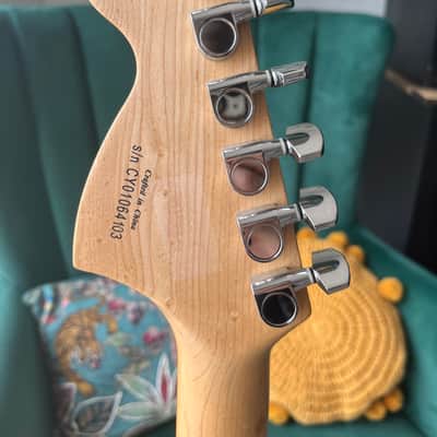 Squier Affinity Series Stratocaster 21-Fret with Rosewood Fretboard 1997 - 2000 - Black image 6
