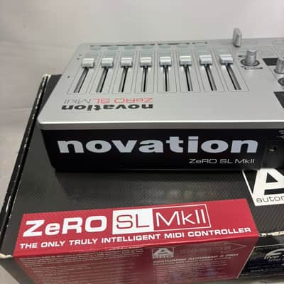 Novation ZeRO SL MKII Desktop MIDI DAW Controller 2008 - White image 7