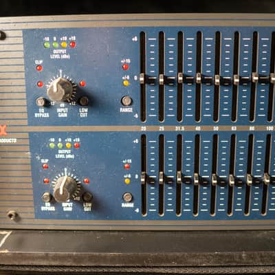 dbx 1231 Dual Channel 31-Band EQ in 4sp Rack Bag (qty2) Price is EACH image 2