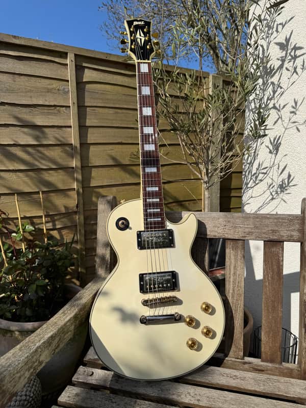 Blitz by Aria Pro II 白 Les paul custom Blitz by Aria Pro II 白