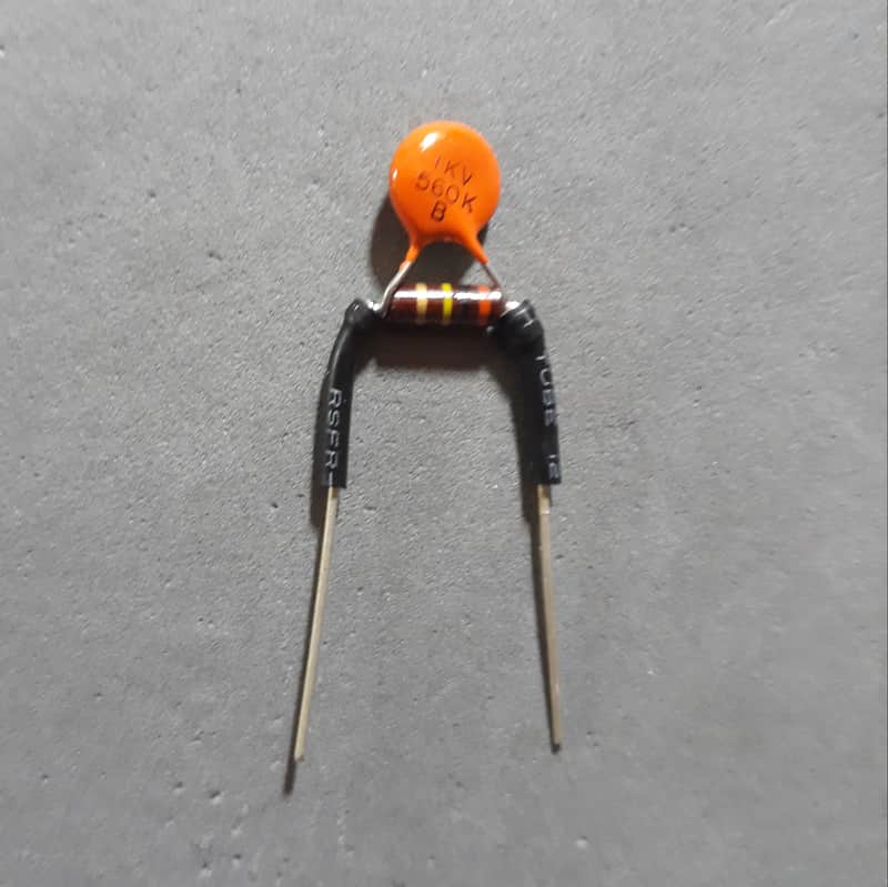 TBK "DiMarzio"Spec "DIMARZ-2" 560pF Coated Ceramic capacitor, 300K AllenBradley CarbonComp resistor image 1