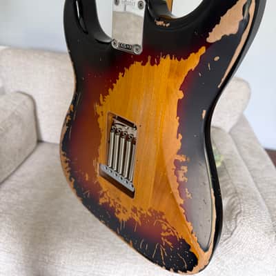 Fender Mike McCready Signature Stratocaster 3 Color Sunburst Relic image 12