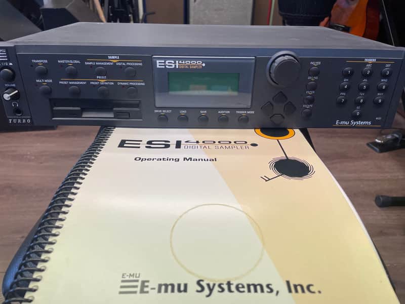 E-MU Systems ESI 4000 Rackmount 128-Voice Digital Sampler 1998 - 2000 - Black image 1