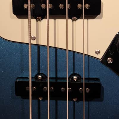 Fender 2023 Vintera II '60s Jazz Bass Rosewood Fretboard Lake Placid Blue image 6
