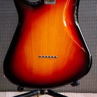 Ernie Ball Music Man Albert Lee Signature SSS HT 1998 - Sunburst image 12