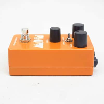 Universal Audio UAFX Flow Vintage Tremolo (03/30) image 5