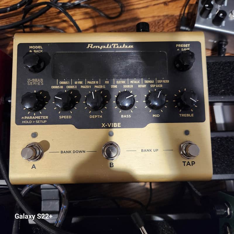 IK Multimedia AmpliTube X-Vibe 2021 - Gold image 1