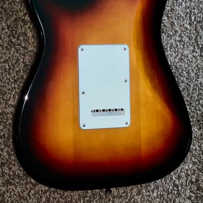 2002 Fender Stratocaster Electric guitar Made in the usa tweed Hardshell case image 7