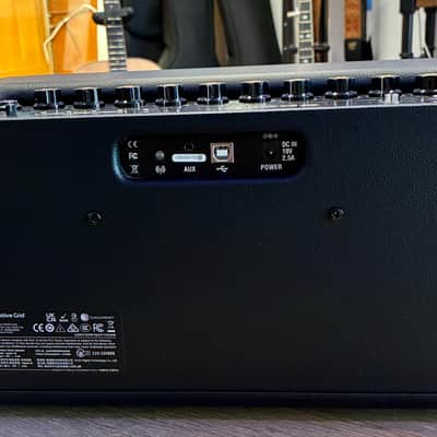 Positive Grid Spark 40 40-Watt 2x4" Modeling Guitar Combo image 2