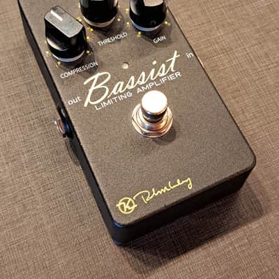 KEELEY BASSIST COMPRESSOR LIMITING AMPLIFIER PEDAL W BOX image 1