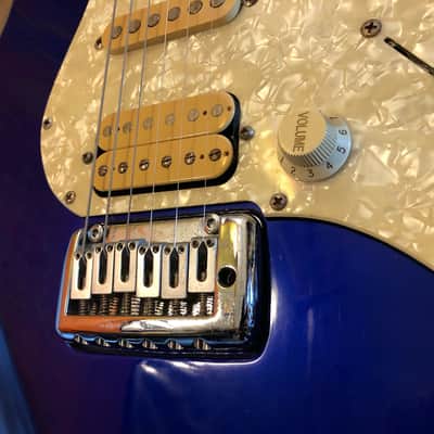 Peavey Predator Plus HSS Electric Guitar Metallic Dark Blue w/ Locking Tuners image 8