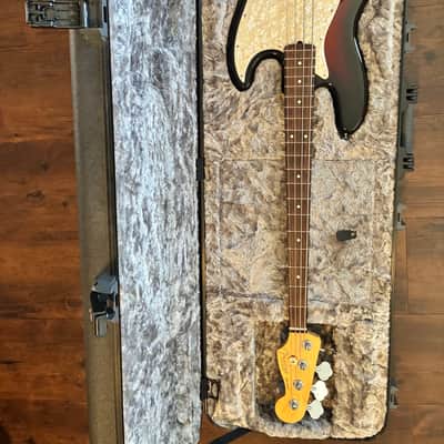 Fender American Professional Jazz Bass with Rosewood Fretboard 2017 - 2019 - 3-Color Sunburst image 19
