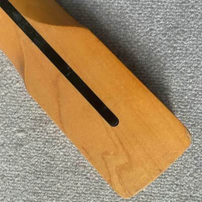 Harley Benton Strat style Maple Guitar Neck, 21 Frets Fingerboard image 4