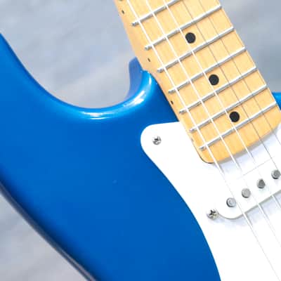 Fender '57 Vintage Stratocaster Re-issue Lake Placid Blue Electric Guitar w/Case image 5