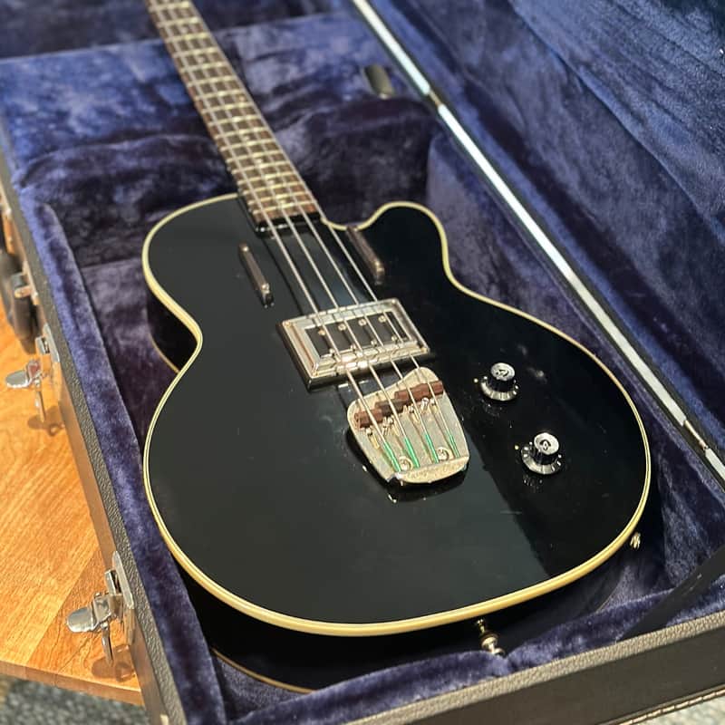 2010s Guild Newark St. Collection M-85 Electric Bass Black