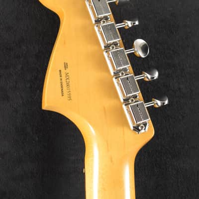 Fender Vintera III Mid '60s Jaguar 3-Color Sunburst Rosewood Fingerboard image 7