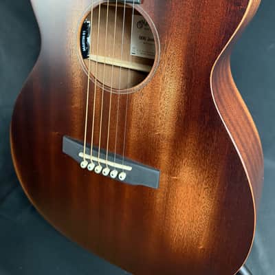 Martin 000C Jr. E StreetMaster Cutaway Acoustic-Electric Guitar w/ Case (643) image 7